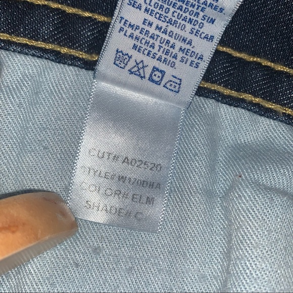 Hudson Signature Bootcut Jeans, Elm wash - Picture 6 of 9